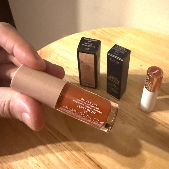 Set of six mini trial sizes luxury and high-end lipsticks and blush NEW - Picture 3 of 14